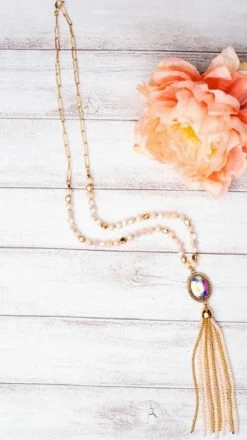 Southern Grace Crash My Party Iridescent Oval Crystal Beaded Gold Chain Necklace