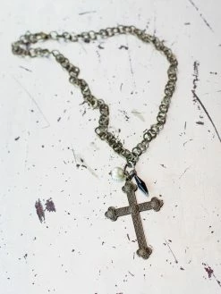 Wenzhou Luxe Import & Export Ava Grace Cross Necklace Accessories
