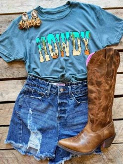 Rowdy Crowd Clothing Howdy T-shirt
