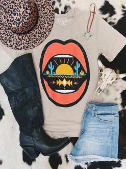 Rowdy Crowd Clothing Desert Lips Tee